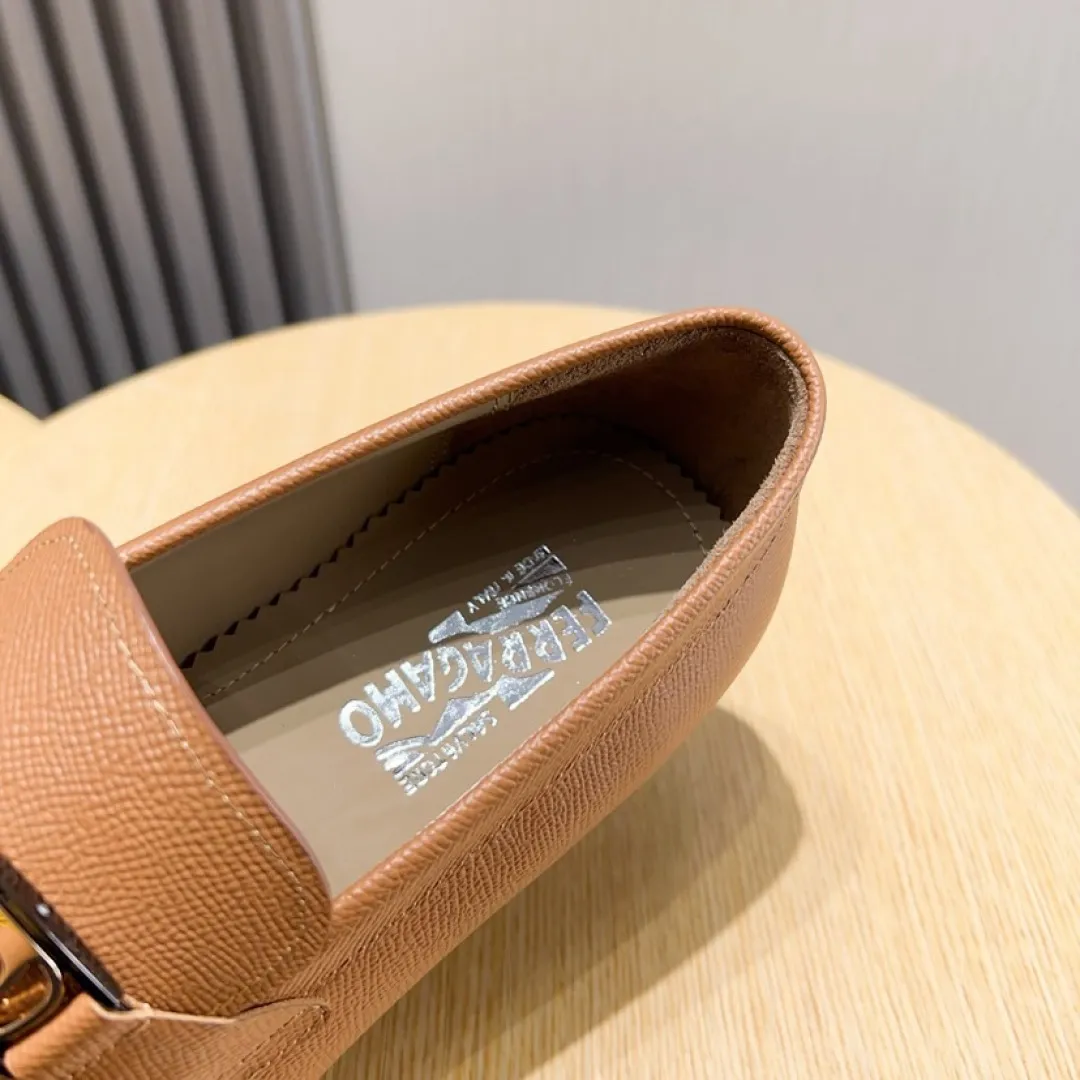 Factory P620💰🔥《Ferragamo》👏Latest•High-end top brand luxury~purchasing agent, top~quality. New fashionable business men's shoes🔜The uppers are made of original cashmere cowhide➕cowhide·lining, with fine workmanship. The original stylish and soft combination wear-resistant and non-slip outsole is light and comfortable on the feet. The real thing looks better in real life. Size: 38/44